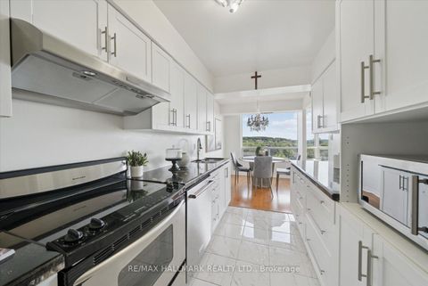 Photo 17 at 704 - 175 Cedar Avenue, Harding, Richmond Hill