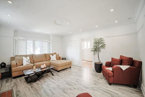 Photo 1 at 123 Colin Avenue, Eglinton, Toronto