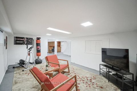 Photo 5 at 123 Colin Avenue, Eglinton, Toronto