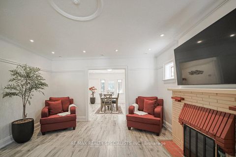 Photo 9 at 123 Colin Avenue, Eglinton, Toronto