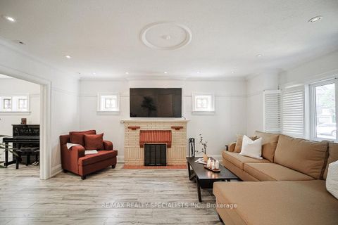 Photo 35 at 123 Colin Avenue, Eglinton, Toronto