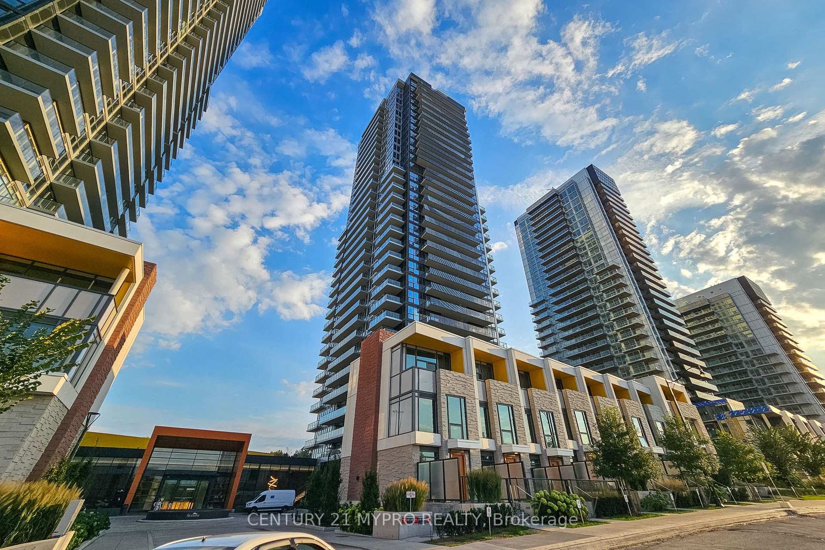 3706 - 95 Mcmahon Drive, Bayview Village, Toronto 