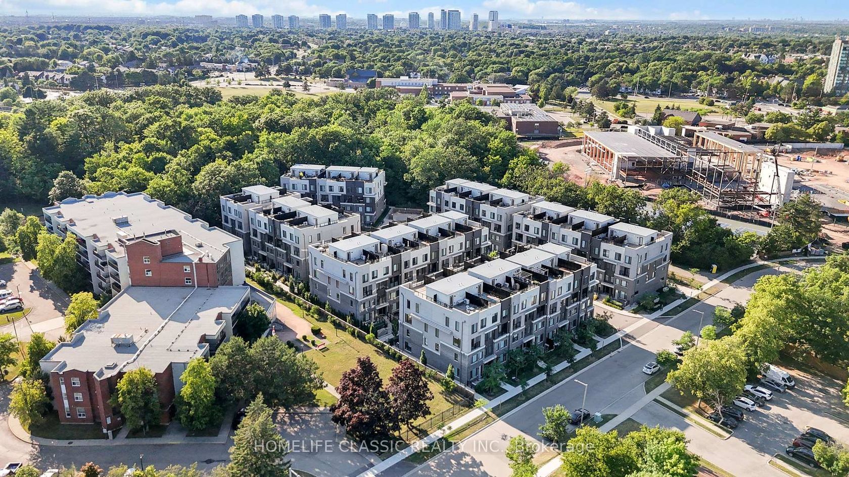 9 - 3476 Widdicombe Way, Erin Mills, Mississauga 