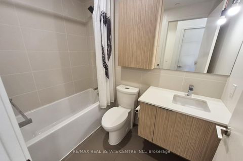 Photo 4 at 810 - 10 Deerlick Court, Donalda, Toronto