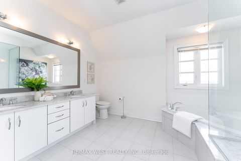 Photo 19 at 19 - 2172 Trafalgar Road, RO River Oaks, Oakville