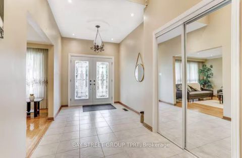 Photo 2 at 8 Kersey Crescent, North Richvale, Richmond Hill