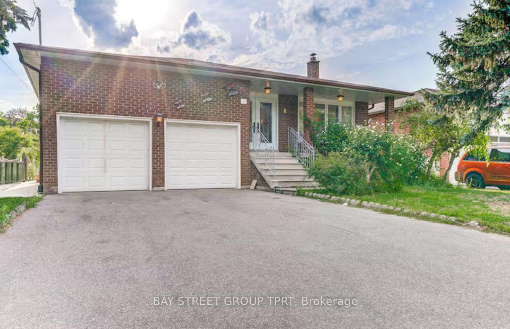 8 Kersey Crescent, North Richvale, Richmond Hill 