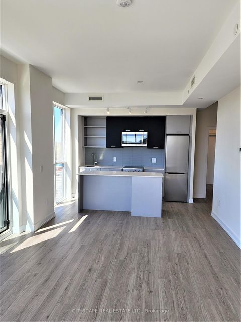 Photo 15 at 608 - 2300 St Clair Avenue W, Junction Area, Toronto