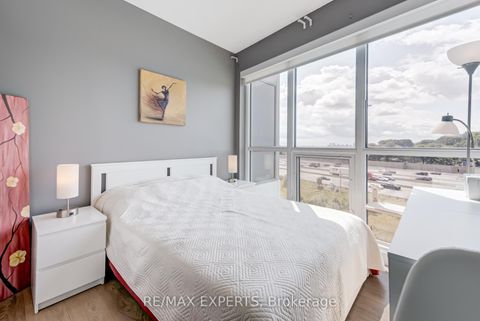Photo 9 at 503 - 117 McMahon Drive, Bayview Village, Toronto