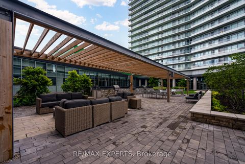 Photo 15 at 503 - 117 McMahon Drive, Bayview Village, Toronto