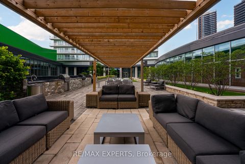 Photo 16 at 503 - 117 McMahon Drive, Bayview Village, Toronto