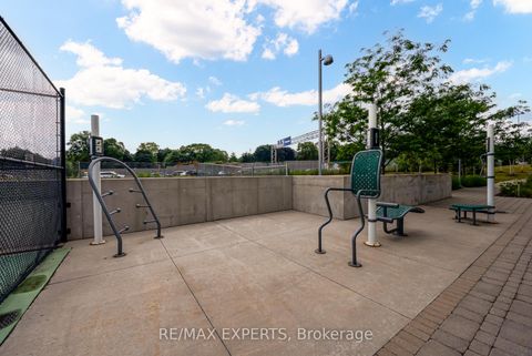 Photo 22 at 503 - 117 McMahon Drive, Bayview Village, Toronto