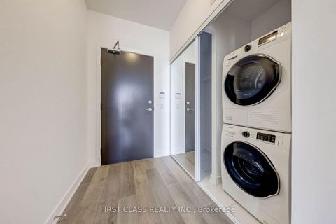 Photo 7 at 506 - 10 Honeycrisp Crescent, Vaughan Corporate Centre, Vaughan