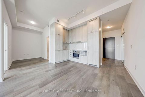 Photo 8 at 506 - 10 Honeycrisp Crescent, Vaughan Corporate Centre, Vaughan