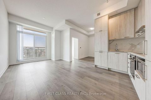 Photo 11 at 506 - 10 Honeycrisp Crescent, Vaughan Corporate Centre, Vaughan