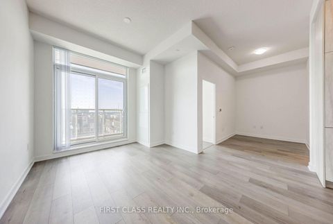 Photo 13 at 506 - 10 Honeycrisp Crescent, Vaughan Corporate Centre, Vaughan