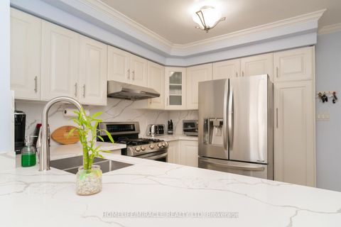 Photo 14 at 60 Forest Fountain Drive, Sonoma Heights, Vaughan
