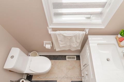 Photo 18 at 60 Forest Fountain Drive, Sonoma Heights, Vaughan