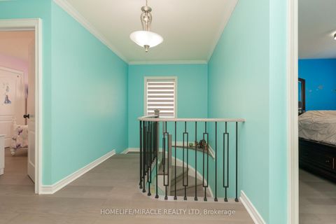 Photo 21 at 60 Forest Fountain Drive, Sonoma Heights, Vaughan