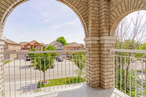 Photo 33 at 60 Forest Fountain Drive, Sonoma Heights, Vaughan