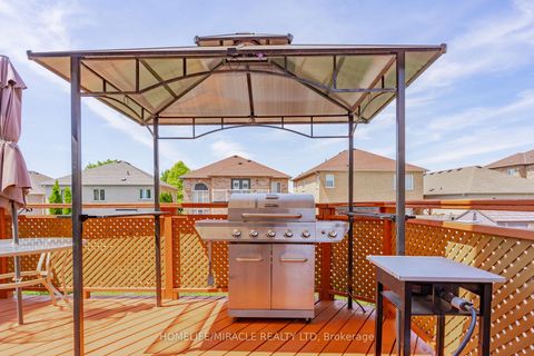 Photo 41 at 60 Forest Fountain Drive, Sonoma Heights, Vaughan