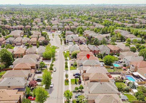 Photo 48 at 60 Forest Fountain Drive, Sonoma Heights, Vaughan