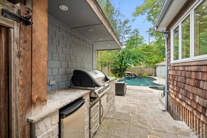 Photo 38 at 34 Munro Park Avenue, The Beaches, Toronto