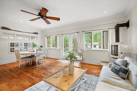 Photo 13 at 34 Munro Park Avenue, The Beaches, Toronto