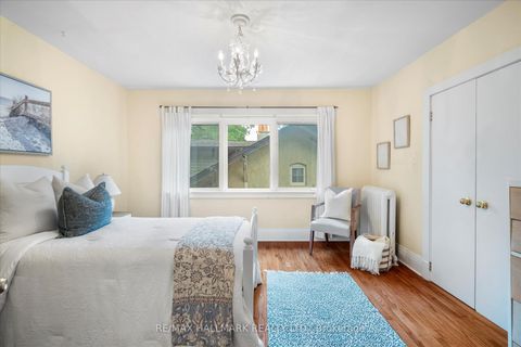 Photo 25 at 34 Munro Park Avenue, The Beaches, Toronto