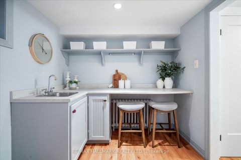 Photo 35 at 34 Munro Park Avenue, The Beaches, Toronto Photo 35 at 34 Munro Park Avenue, The Beaches, Toronto