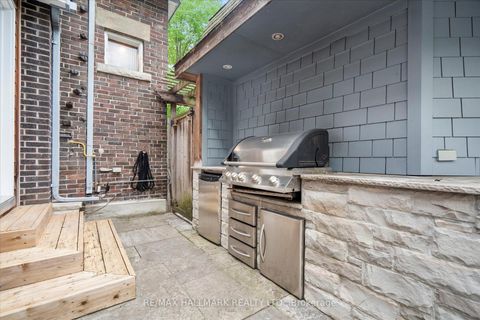 Photo 39 at 34 Munro Park Avenue, The Beaches, Toronto