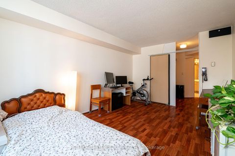 Photo 17 at 614 - 30 Greenfield Avenue, Willowdale East, Toronto
