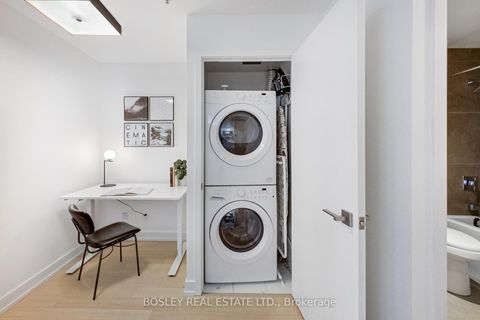 Photo 6 at 1903 - 20 Minowan Miikan Lane, Little Portugal, Toronto