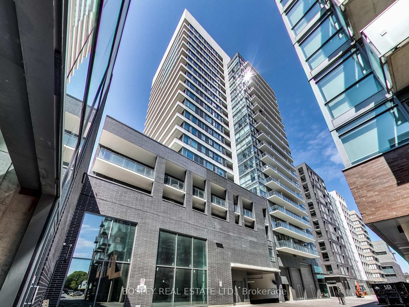 1903 - 20 Minowan Miikan Lane, Little Portugal, Toronto 
