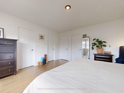 Photo 18 at 28 Gemini Drive, Rural Barrie Southeast, Barrie