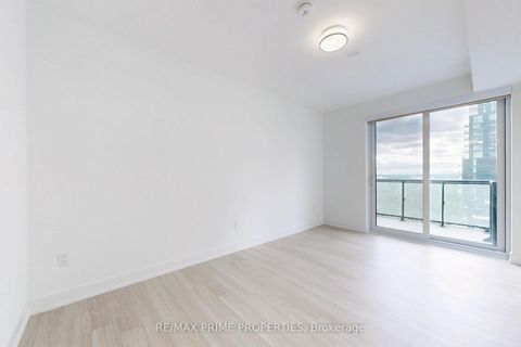 Photo 6 at 2401 - 30 Inn On The Park Drive, Don Mills, Toronto