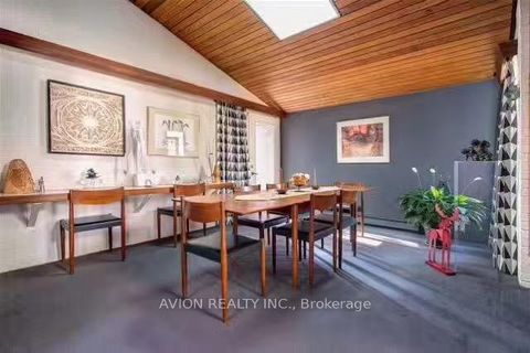 Photo 12 at 215 Dunview Avenue, Willowdale East, Toronto