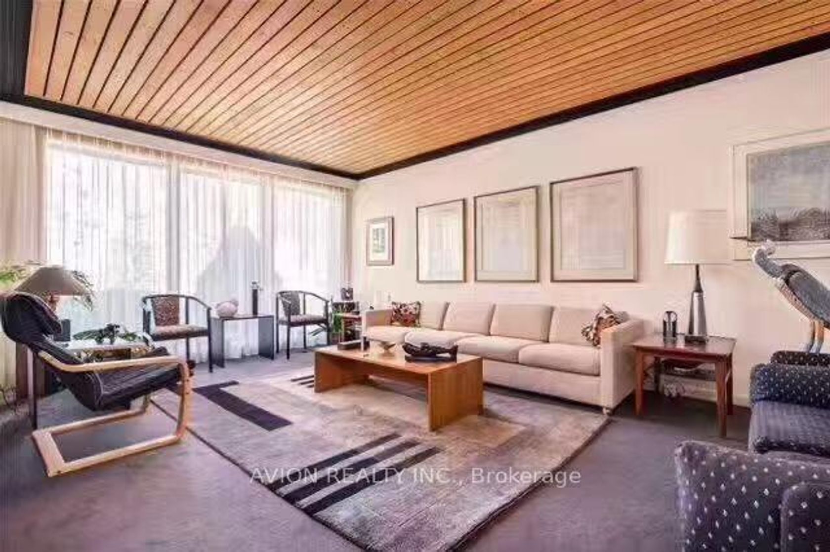 215 Dunview Avenue, Willowdale East, Toronto 
