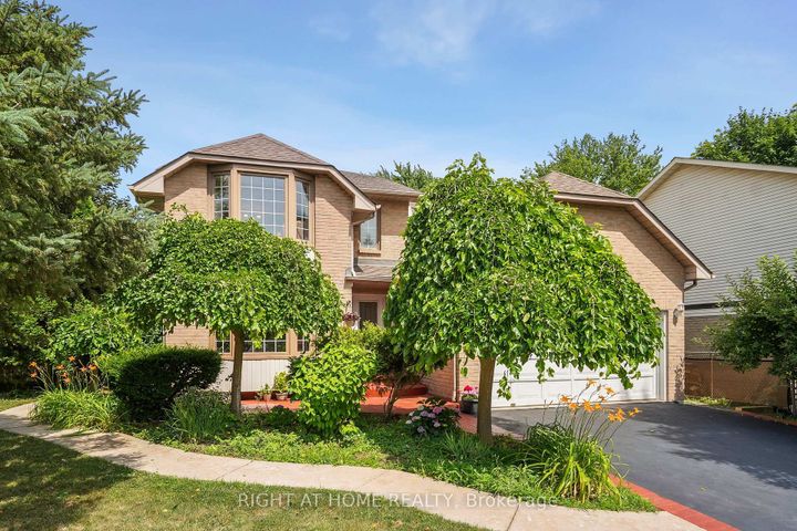 Photo 0 at 309 Amberly Boulevard, Ancaster, Hamilton