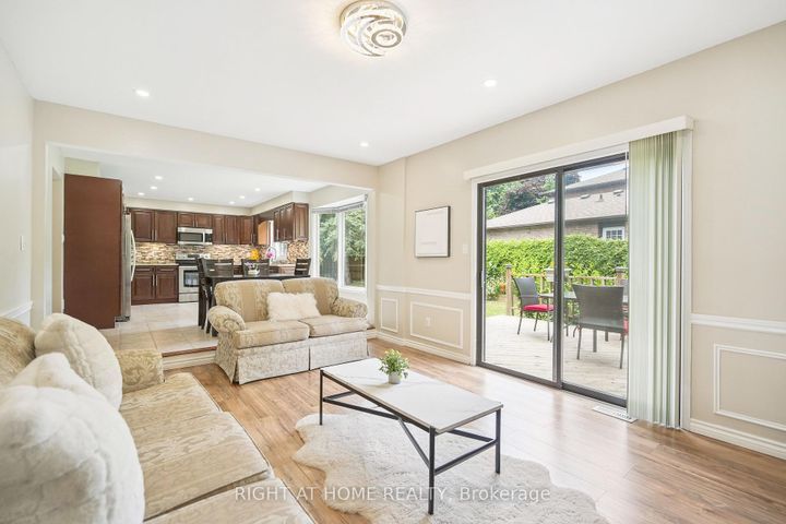 Photo 14 at 309 Amberly Boulevard, Ancaster, Hamilton
