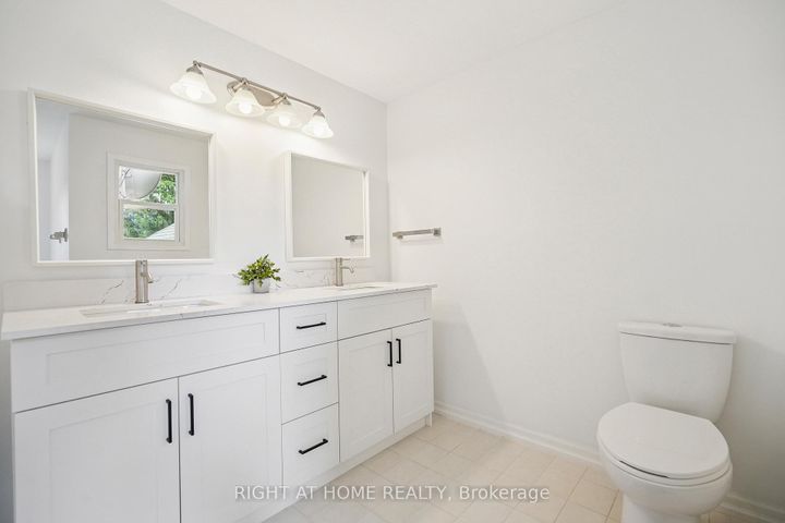 Photo 19 at 309 Amberly Boulevard, Ancaster, Hamilton