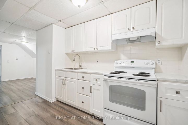 Photo 27 at 309 Amberly Boulevard, Ancaster, Hamilton