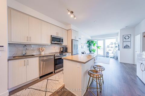 Photo 3 at 1603 - 95 Oneida Crescent, Langstaff, Richmond Hill