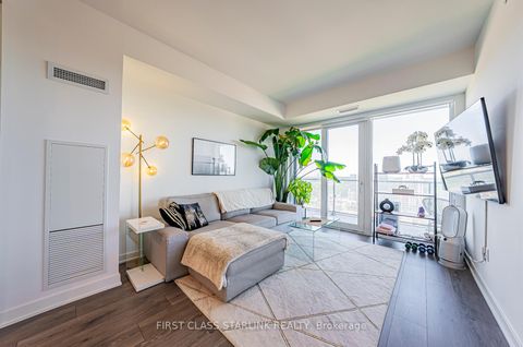 Photo 9 at 1603 - 95 Oneida Crescent, Langstaff, Richmond Hill