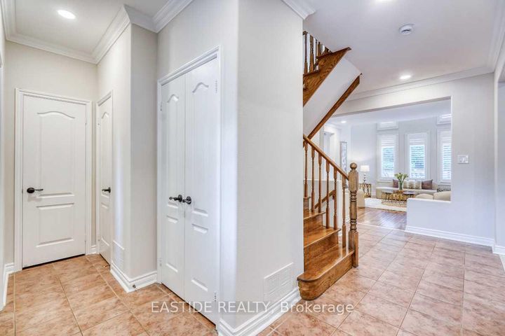 Photo 2 at 659 Mariner Lane, Wyndham, Newmarket