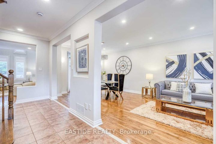 Photo 3 at 659 Mariner Lane, Wyndham, Newmarket