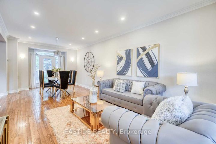 Photo 7 at 659 Mariner Lane, Wyndham, Newmarket