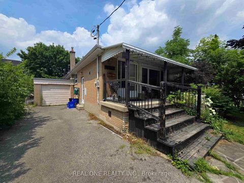Photo 24 at 433 Fernleigh Circle S, Crosby, Richmond Hill