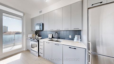 Photo 13 at 532 - 9471 Yonge Street, Observatory, Richmond Hill