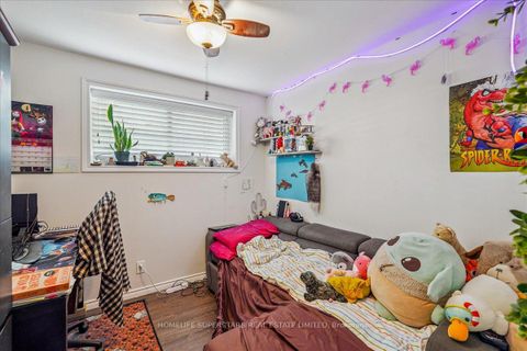 Photo 13 at 47 Davis Road, Aurora Highlands, Aurora